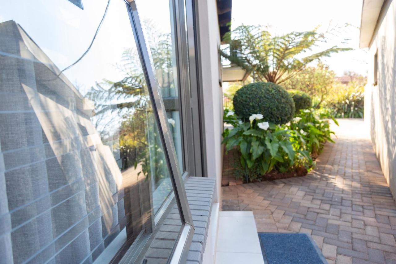 Glen Maine Guest House Pretoria-Noord Exterior foto