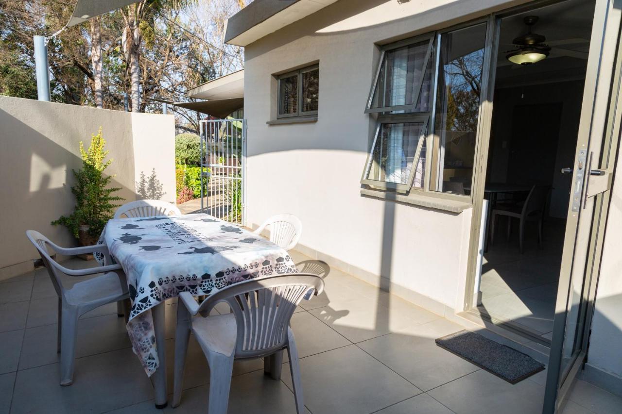 Glen Maine Guest House Pretoria-Noord Exterior foto